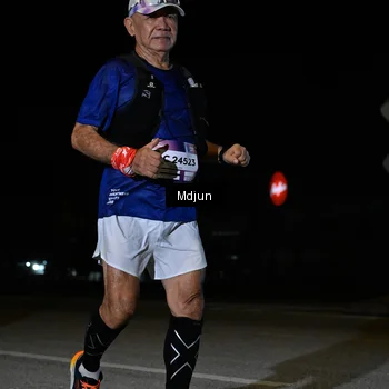 Runner Photo 7459754