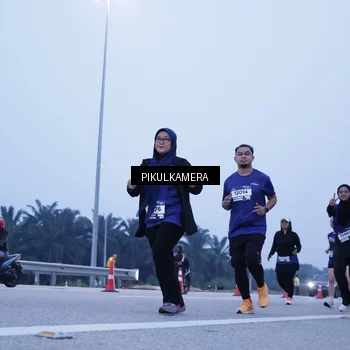 Runner Photo 7459756