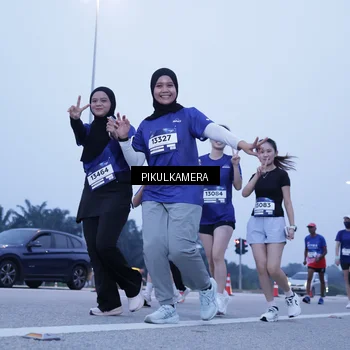 Runner Photo 7459779