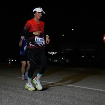 Runner Photo 7459799