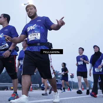 Runner Photo 7459881