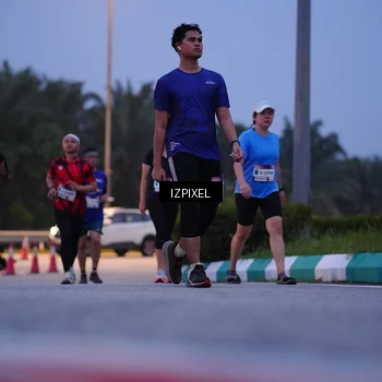 Runner Photo 7459911