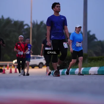 Runner Photo 7459947