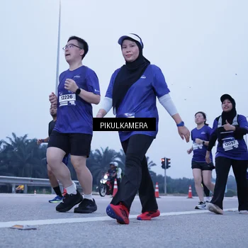 Runner Photo 7459980