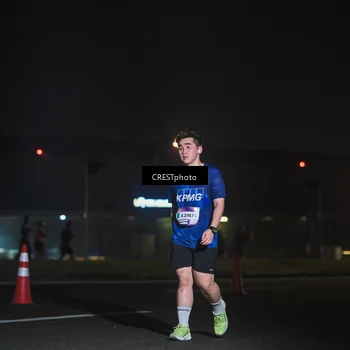 Runner Photo 7460001