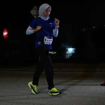 Runner Photo 7460013