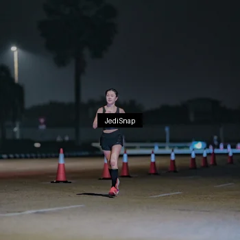 Runner Photo 7460022