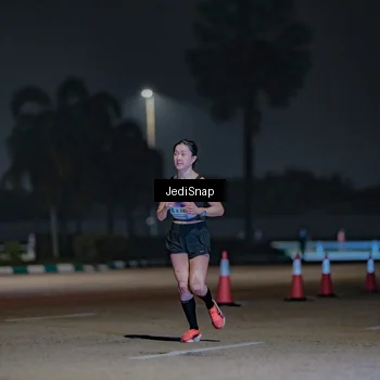 Runner Photo 7460032