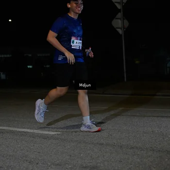 Runner Photo 7460043