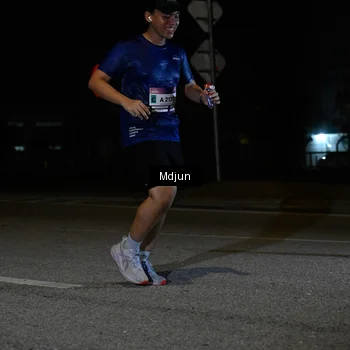 Runner Photo 7460053