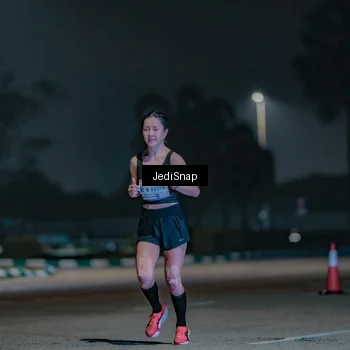 Runner Photo 7460062