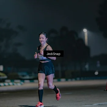 Runner Photo 7460074