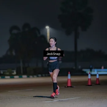 Runner Photo 7460078