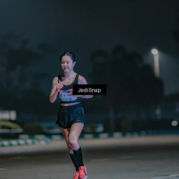 Runner Photo 7460088
