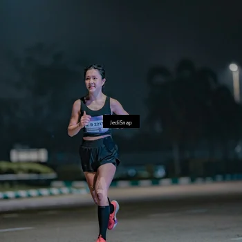 Runner Photo 7460094