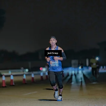 Runner Photo 7460095