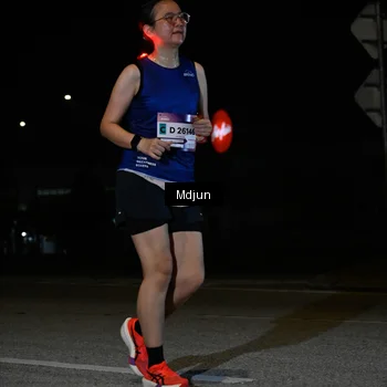 Runner Photo 7460102