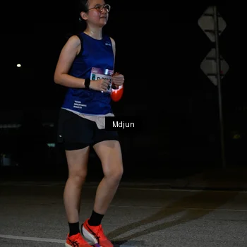 Runner Photo 7460110