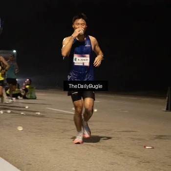 Runner Photo 7460111