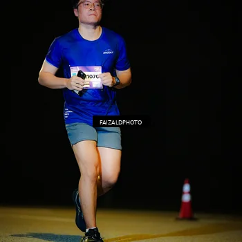 Runner Photo 7460124