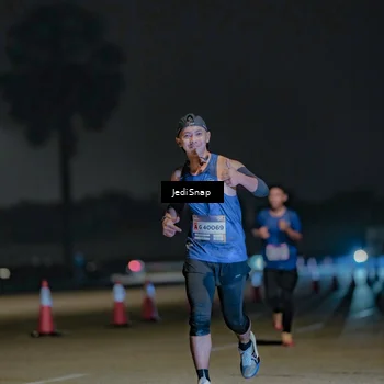 Runner Photo 7460133