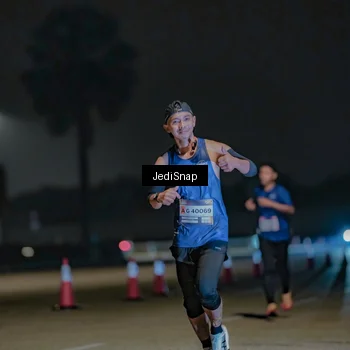 Runner Photo 7460165
