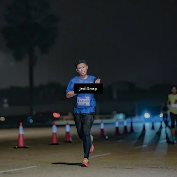 Runner Photo 7460171