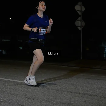 Runner Photo 7460187