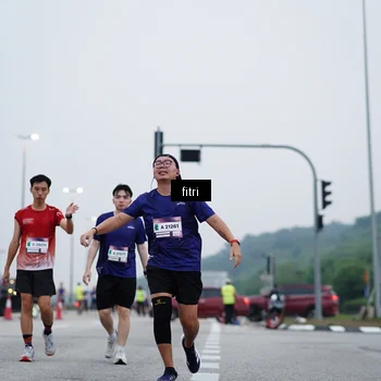 Runner Photo 7460192