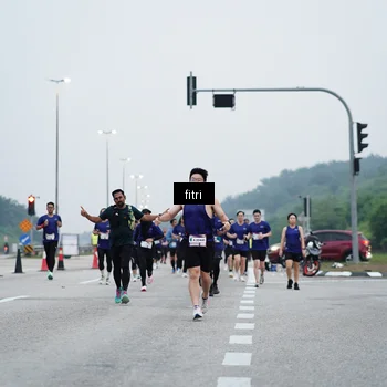 Runner Photo 7460200
