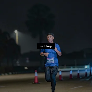 Runner Photo 7460223