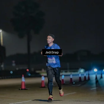 Runner Photo 7460238