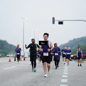 Runner Photo 7460256