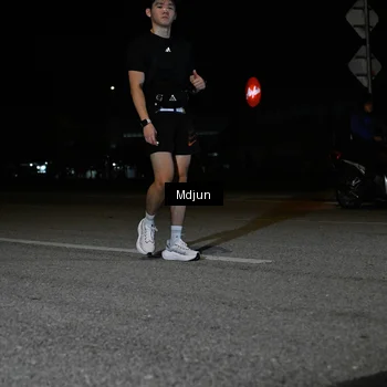 Runner Photo 7460282