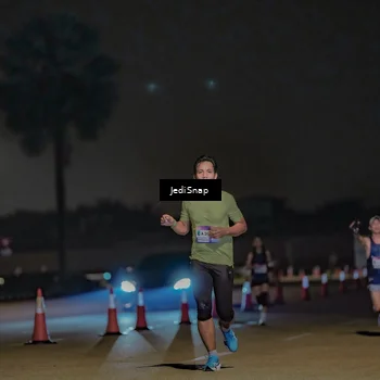 Runner Photo 7460284
