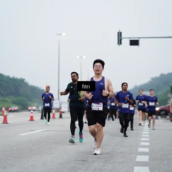 Runner Photo 7460289