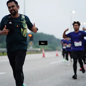 Runner Photo 7460300