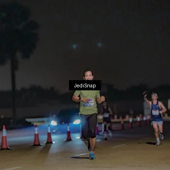 Runner Photo 7460305