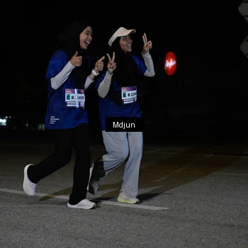 Runner Photo 7460309