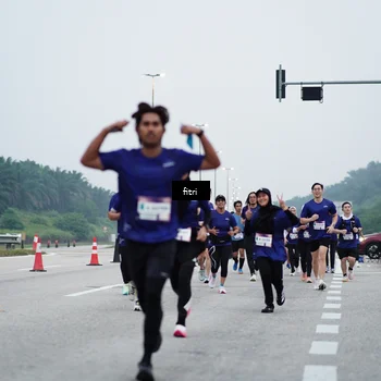 Runner Photo 7460312