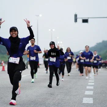 Runner Photo 7460373