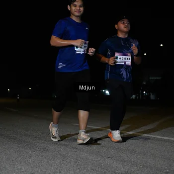 Runner Photo 7460375