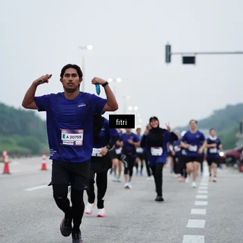 Runner Photo 7460377
