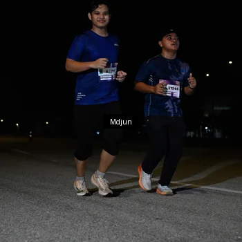 Runner Photo 7460381