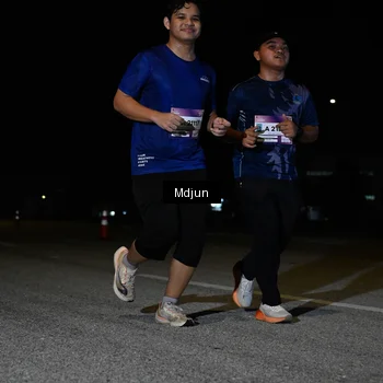 Runner Photo 7460392