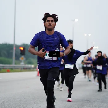 Runner Photo 7460402