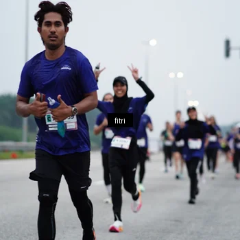 Runner Photo 7460412