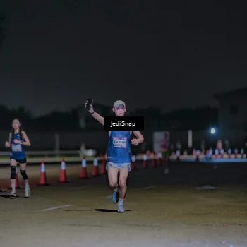 Runner Photo 7460413
