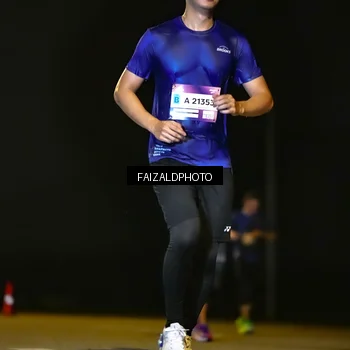 Runner Photo 7460421