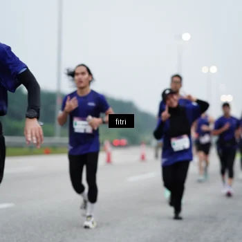 Runner Photo 7460442